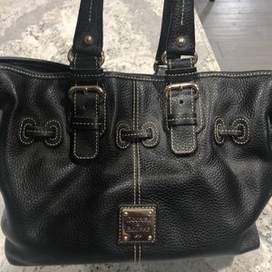 Dooney & Bourke